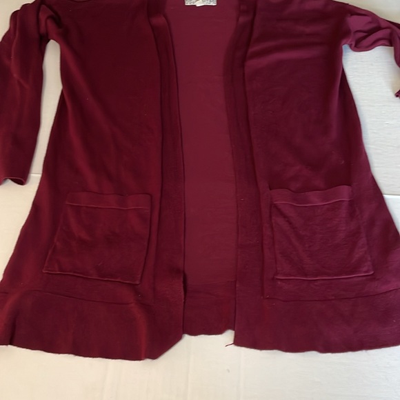 Pink Republic maroon red long sleeve cardigan w/ pockets & side detail size M - Picture 6 of 12